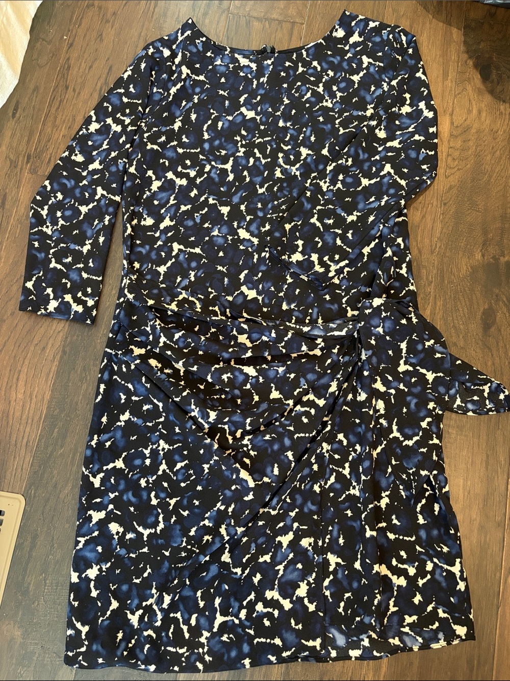 Women's Navy Blue Printed Tie-Waist Dress